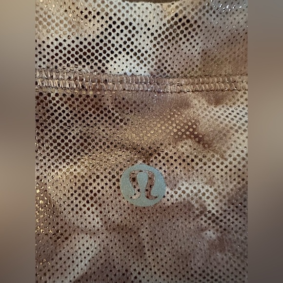 Lulu Align Metallic Blush A/B Cup Shine Bra Diamond Dye Misty Shell Reversible - Picture 8 of 9